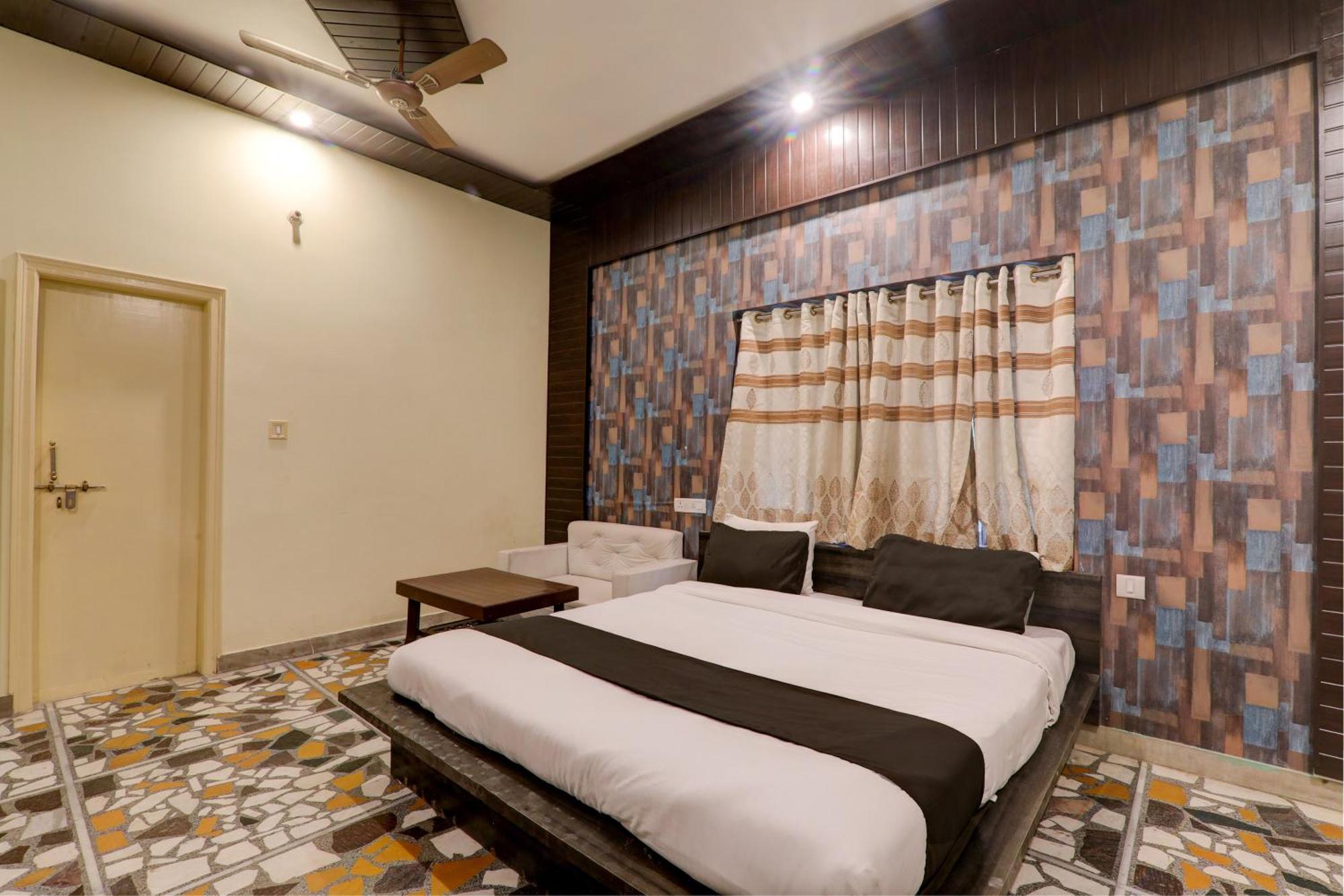 Hotel O Flagship Adbhut Moment Hotel Varanasi Exterior photo