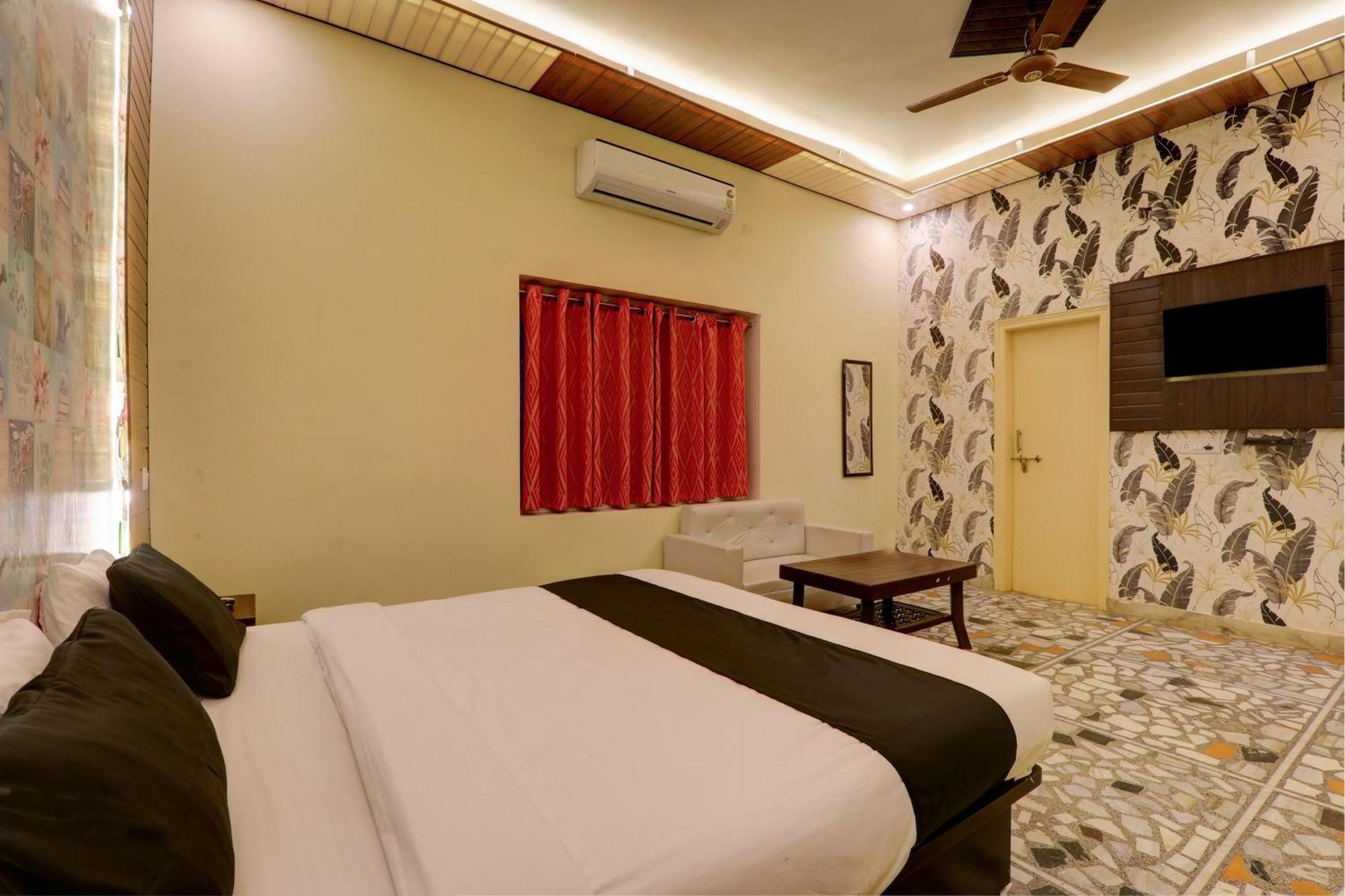Hotel O Flagship Adbhut Moment Hotel Varanasi Exterior photo